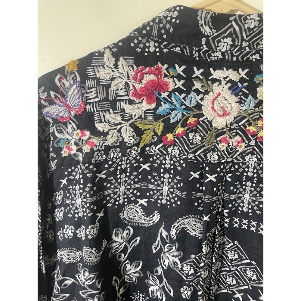 Johnny Was Workshop M Oversized Embroidered Button Down Bird Floral Boho Whimsy - Picture 6 of 13